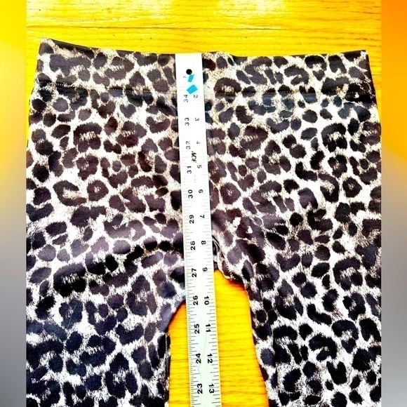 Animal Print Leggings One Size Women’s full- length - Picture 5 of 8
